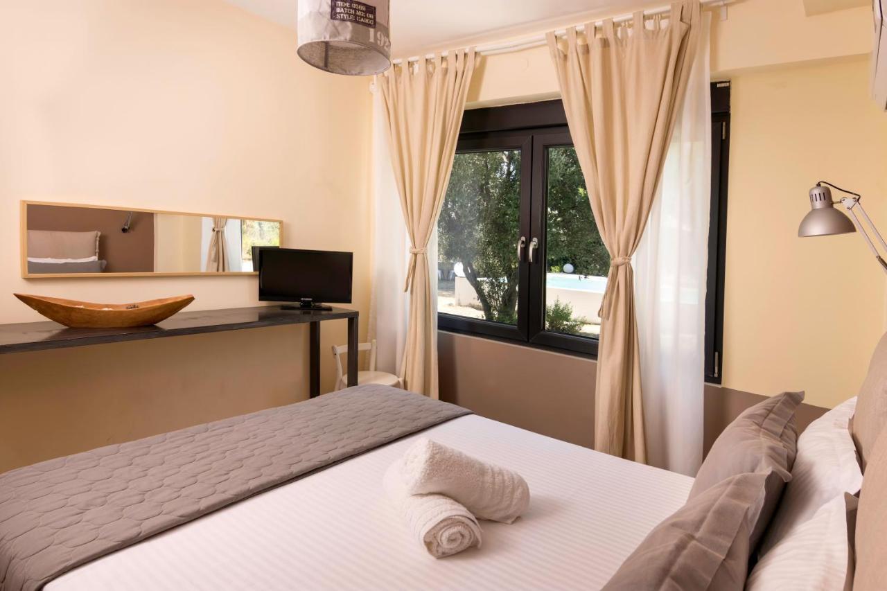 Entechnos Living Aparthotel Megali Ammos  Exterior foto